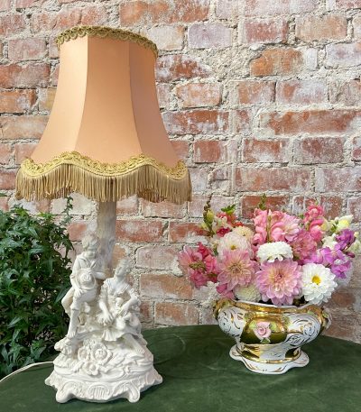 Bordlampe med figur, mellemstor (2549)