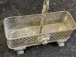 Antīks dzērienu karafeļu komplekts apsudrabotā statīvā ar lauvas galvām un ķepām (Antique decanter set in a silver-plated stand) (6404) - Image 15