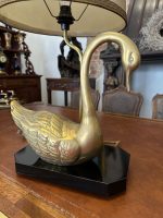 Galda Lampa ar Misiņa Gulbja Figūru, Vdēja Lieluma (4159) - Image 5