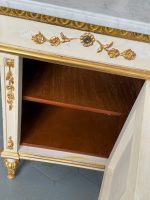 Konsole ar Marmora Virsmu un Zeltītiem Kokgriezumiem — Louis XVI stils, 20. gs. vidus (5709) - Image 19