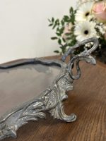 Antīka stila dekoratīvā paplāte ar stiklu — Luija XV stilā (antique silver glass mirror tray platter) (5264) - Image 9