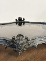 Antīka stila dekoratīvā paplāte ar stiklu — Luija XV stilā (antique silver glass mirror tray platter) (5264) - Image 5