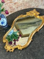 Grezns Antīka Stila Sienas Spogulis ar Fasetu Zeltītā Rokoko Rāmī (antique gold bevelled wall mirror) — Spoguļu un interjera māksla, (6427) - Image 2