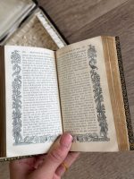 Neliela grāmata ar kastīti (5696) - Image 6