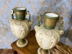 Lielas porcelāna vāzes, bēšā, zaļā un zelta krāsā, 2 gab (377) - Image 4