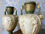 Lielas porcelāna vāzes, bēšā, zaļā un zelta krāsā, 2 gab (377) - Image 5
