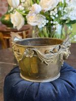 neliela izmēra bronzas trauciņš ar grezniem ornamentiem (6313) - Image 6