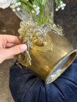 neliela izmēra bronzas trauciņš ar grezniem ornamentiem (6313) - Image 4