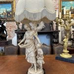 Galda Lampa ar Figūrām, Smaga, Vidēja Izmēra (4152)