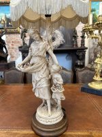 Galda Lampa ar Figūrām, Smaga, Vidēja Izmēra (4152) - Image 2