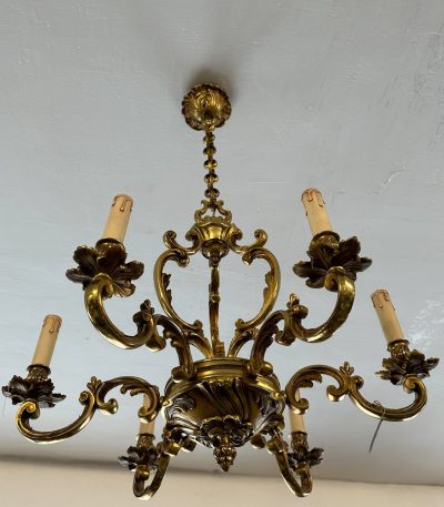 Lustra, vidēji liela, 6 spuldzes (4151)