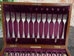 Antique Fish Cutlery Set for 12 Persons in Original Wooden Box - Goulding Plymouth (6583) - Image 3