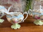 Grezna antīka plānā porcelāna tējas / kafijas servīze ar roku apgleznotiem ziediem — XIX gs. beigas / XX gs. sākums (5891) - Image 5