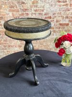 Melns koka galdiņš ar metāla apkalumu — Maoru stilā (Small Black Moorish Side Table) (7069) - Image 2