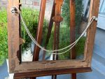 Grezns zeltīts antīks attēla rāmis ar stiklu un lentes vijuma kroni — historisma stilā (gilt picture frame) (3840) - Image 18