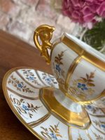 Porcelāna zupas trauks (bouillon cup) ar apakššķīvi, roku apgleznots — Limožas porcelāns, Francija, ap 1880.–1920. gads (5909) - Image 5
