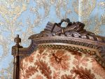 Pair of Louis XVI chairs with bow carving, walnut (389) - Image 5