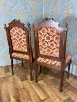 Pair of Louis XVI chairs with bow carving, walnut (389) - Image 10