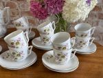 Antīka porcelāna tējas un kafijas servīze 11 personām ar divām tējkannām (Antiquarian Porcelain Tea & Coffee Service for 11 Persons) (5966) - Image 2