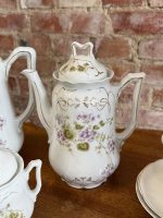 Antīka porcelāna tējas un kafijas servīze 11 personām ar divām tējkannām (Antiquarian Porcelain Tea & Coffee Service for 11 Persons) (5966) - Image 6