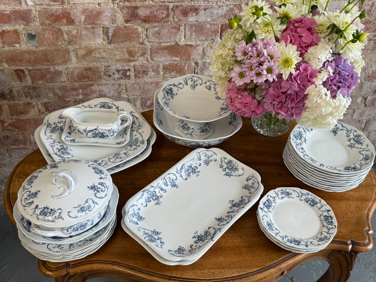 IMG_9626 antique blue and white faience dinner service set floral decor jules vieillard bordeaux ortus pattern