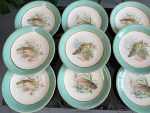 Grezna antīka porcelāna zivju servīze ar tirkīza apmali — historisma stilā - antique french fish service porcelain plates set (4074) - Image 3