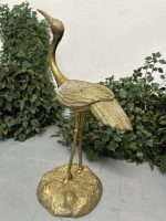 Trana med upphöjd hals — Mässing eller bronsfigur, asiatisk djurkonst, Japan eller Kina, ca 1950–1980. Trana, medelstor, medeltung (4418) - Bild 3
