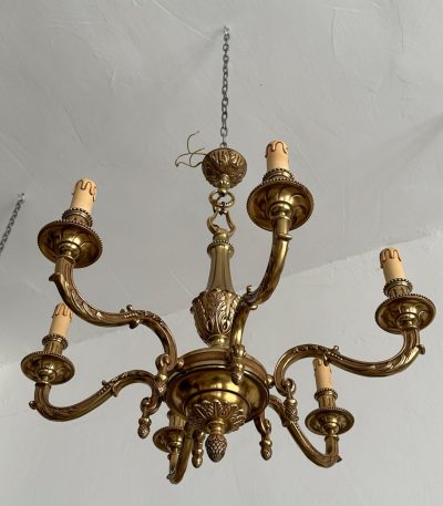 Lampa, 6 spuldzes, vidēji liels izmērs (3836)