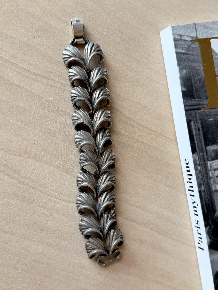 Rokassprādze sudraba krāsā (6507) - Image 1