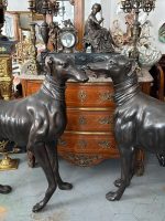 Dzīvā izmēra bronzas kurtu suņu skulptūru pāris — Neoklasicisms / Grand Manner tradicija, Eiropa, 20. gs. vidus–otrā puse pēc 18.–19. gs. modeļiem. (5994) - Image 3