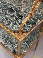 Trīsstāvīgs galds ar zaļu marmoru — Neoklasicisma stilā (Three Tier Marble Side Table) (7025) - Image 9