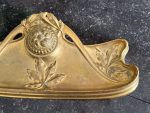 Plateau de bureau Art Nouveau en bronze — Feuilles de châtaignier, France, vers 1900 (6718) – Image 5